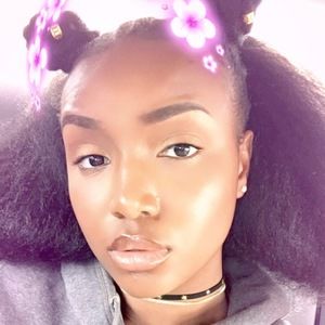 Meet your Posher, Gabby